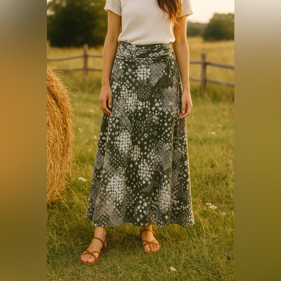 Sonoma Green Tie-Dye Boho Maxi Skirt S Soft Stretch Waist Earthy Vibes - Picture 2 of 12